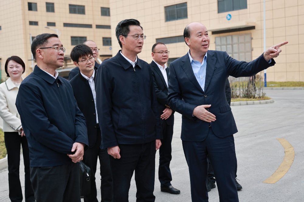 1710467853755362 陈伟书记到恒翔-网站新闻1