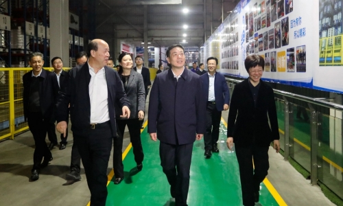 咸宁市委书记陈浩莅临非凡国际恒腾调研