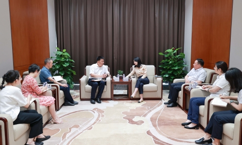 桐乡市委常委、市纪委书记、市监委主任赵亚锋莅临非凡国际调研