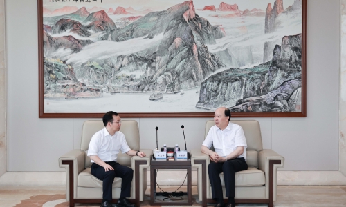 桐乡市委常委王志军莅临非凡国际调研