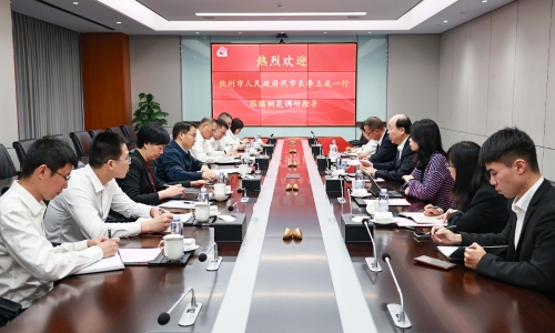 平凉市人民当局代市长李玉成莅临非凡国际调研