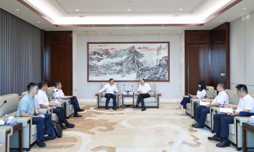 如东县委书记杨万平莅临非凡国际调研