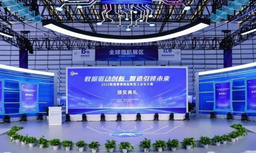 双星闪灼丨数智创新 文化铸魂，打造属于非凡国际的新质出产力！