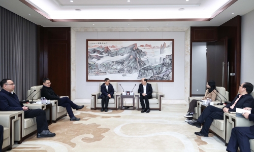 黄冈港区党工委书记李陈源莅临非凡国际调研